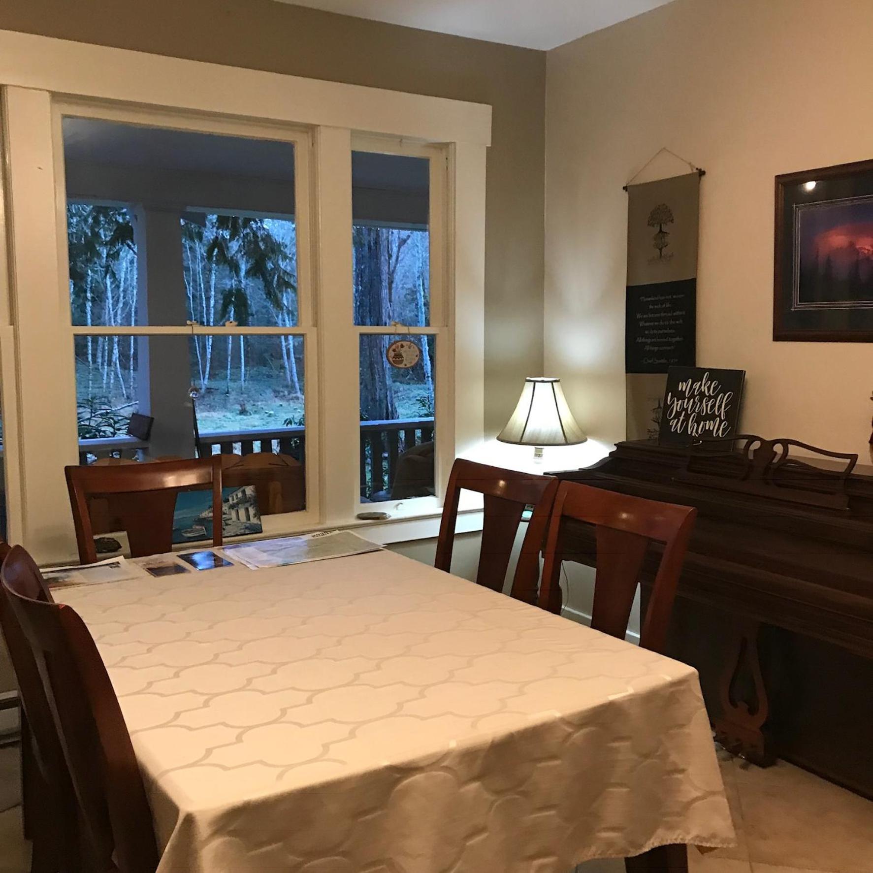 Mountain Meadows Inn & Chalet Suites Ashford Ngoại thất bức ảnh